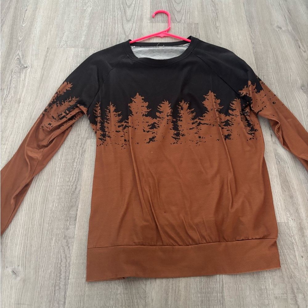 Burnt orange and black long sleeve shirt